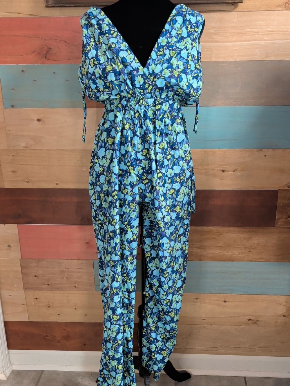 Blue Floral V-Neck Tie-Shoulder Jumpsuit by